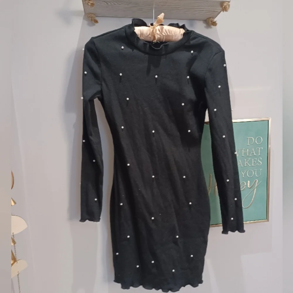 Sweater Dress - Picture 4 of 7